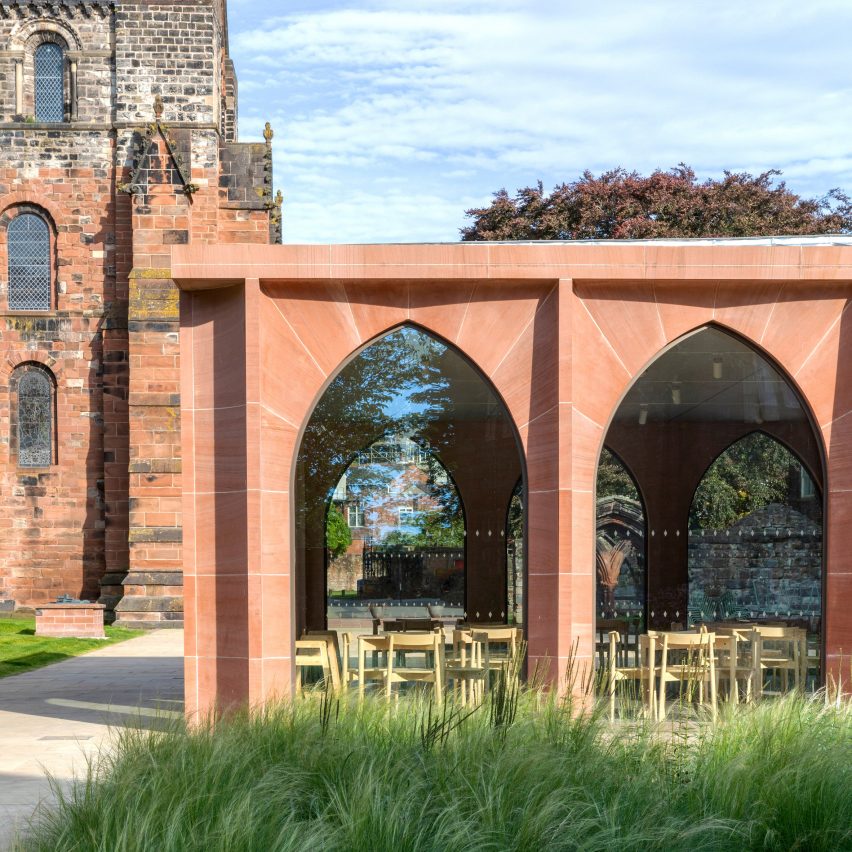 Feilden Fowles adds pointed arch extension to Carlisle Cathedral's fratry