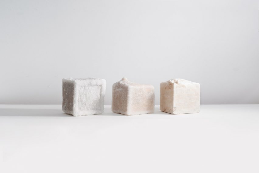Building blocks made from Dead Sea salt