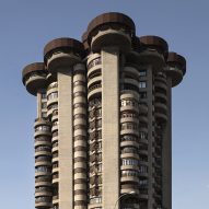 Roberto Conte照片马德里的野蛮主义建筑