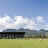 Max-A builds low-cost modular cabin overlooking Lake Ranco in Chile