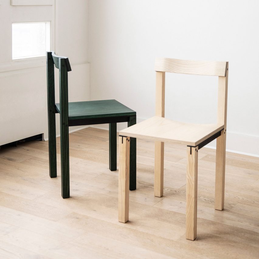 Tal chair in green oak and ash by Kann Design