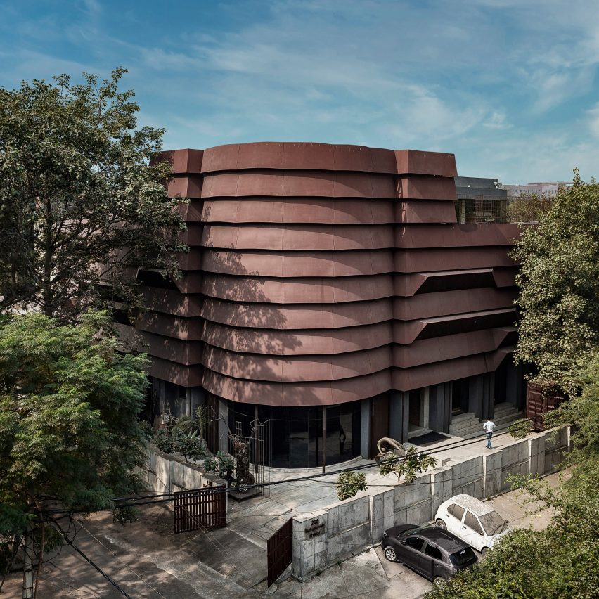 Architecture Discipline wraps New Delhi office in "protective armour"