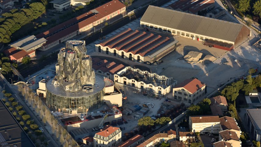 Frank Gehry's Twisted Luma Arles Tower设置为6月开放