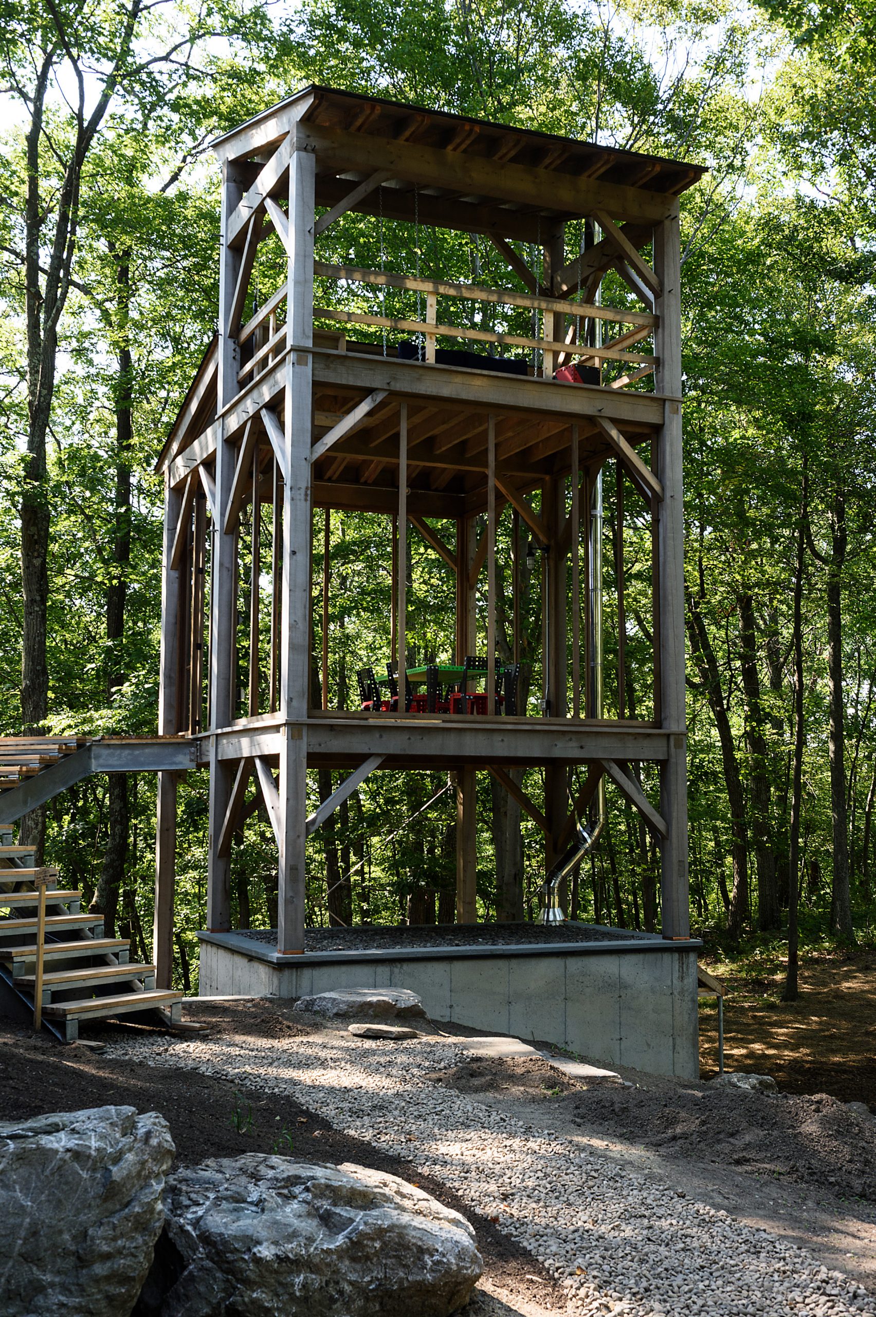 BarlisWedlick adds Sauna Tower to cabin in New York