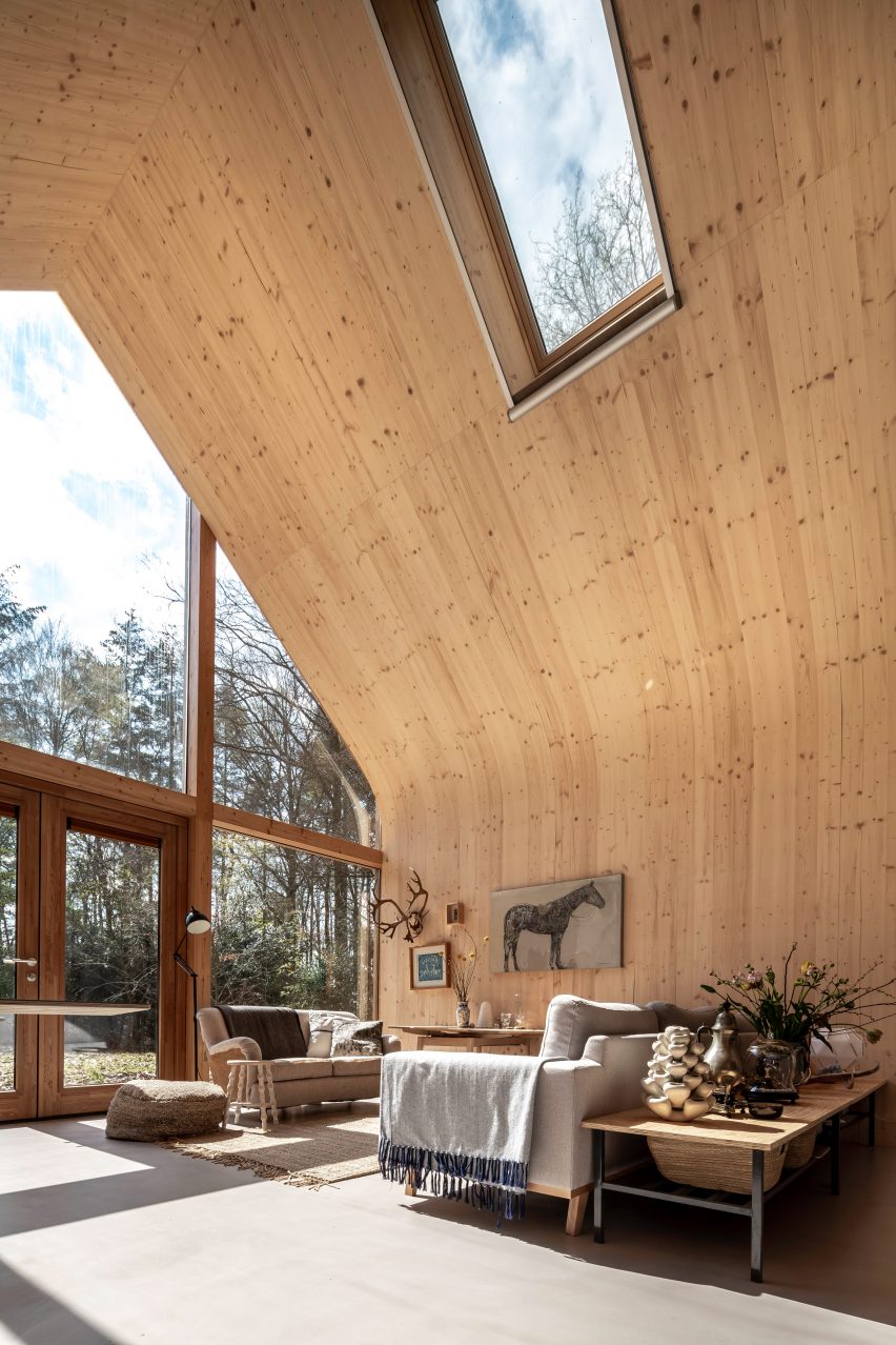 The curved walls of the Indigo cabin