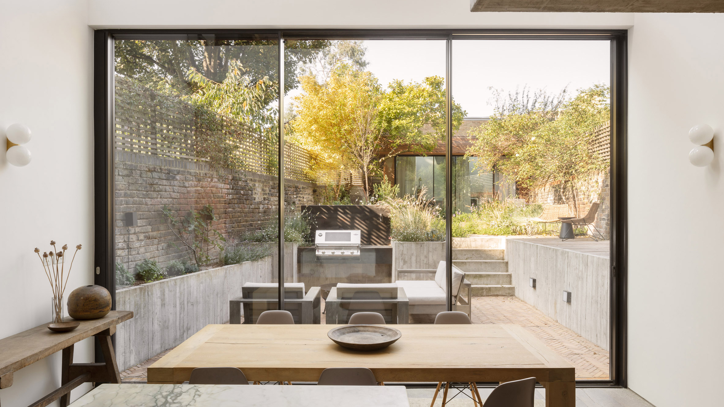 DeDraft expands AC Residence in London with weathering-steel extension - Vimarsana News