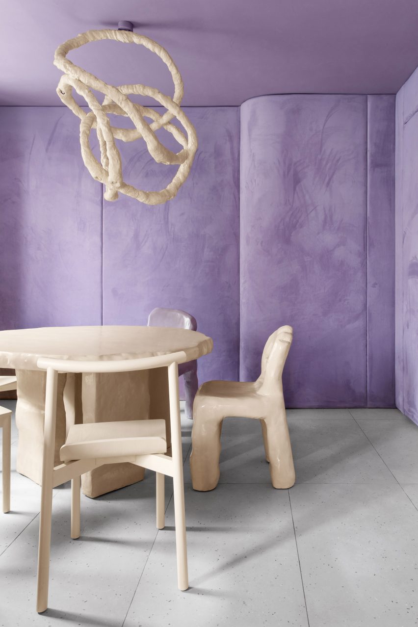 Walls and furniture inside Cafe Krujok