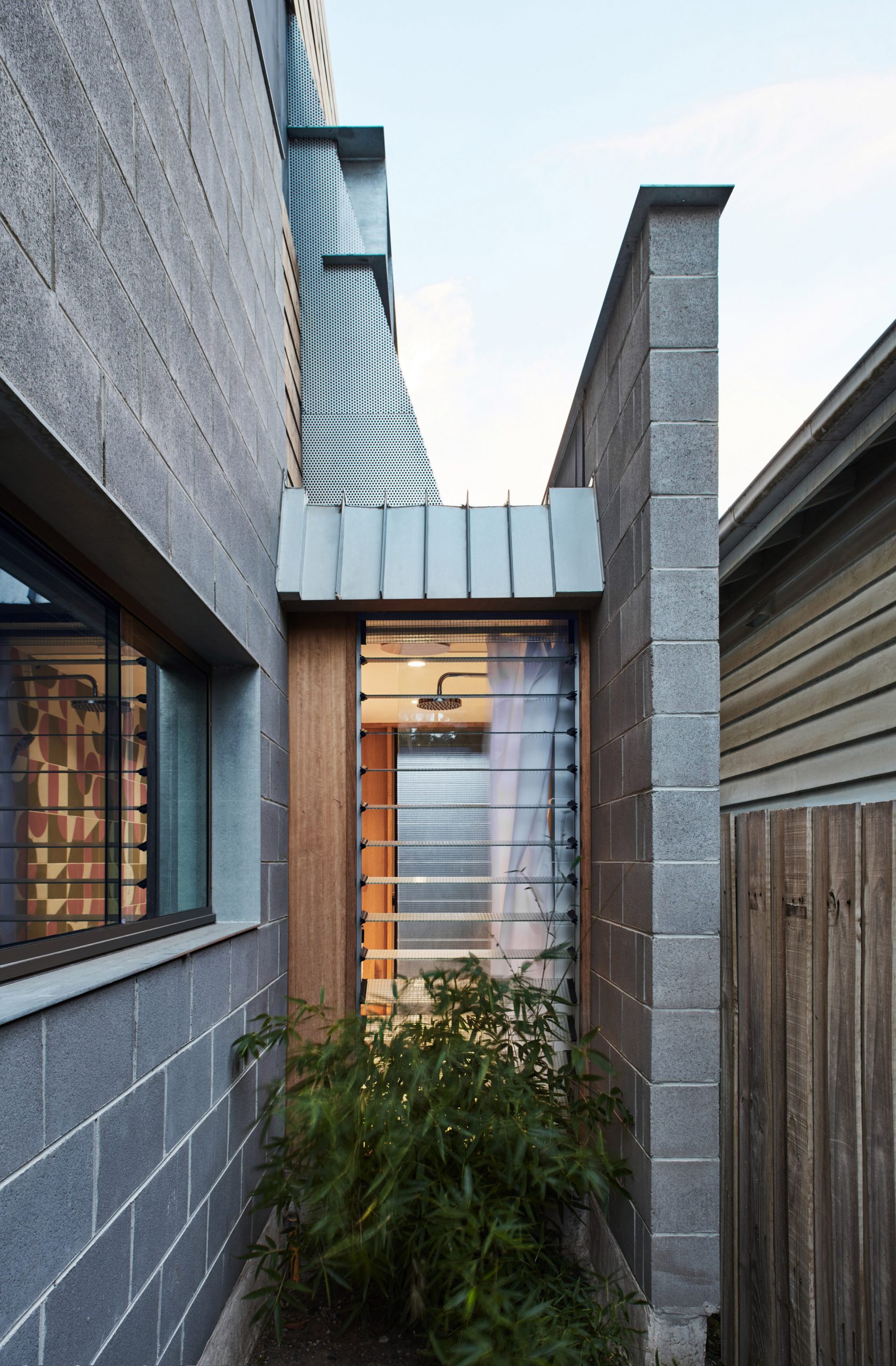 Lean-to at Fleming Park House by Cloud Architecture Studio