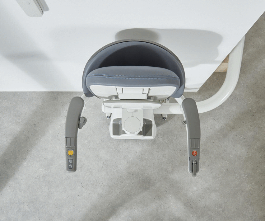 Gif of foldable armrests on stairlift by Pearson Lloyd for Access BDD