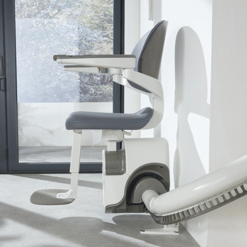 Gif of foldable Flow X stairlift by Pearson Lloyd for Access BDD