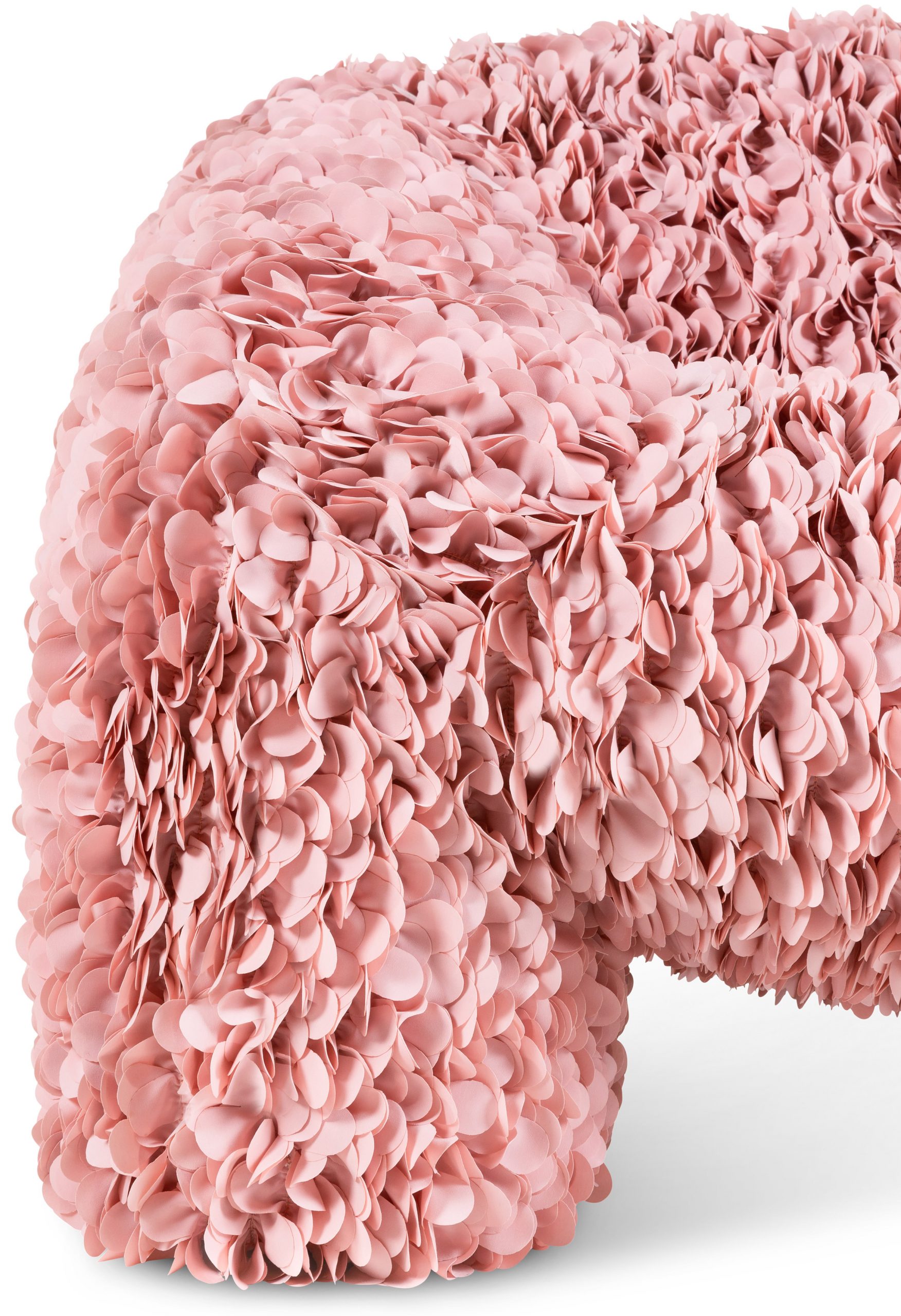 Close-up of pink petals on chair designed by Andrés Reisinger and Júlia Esqué for Moooi