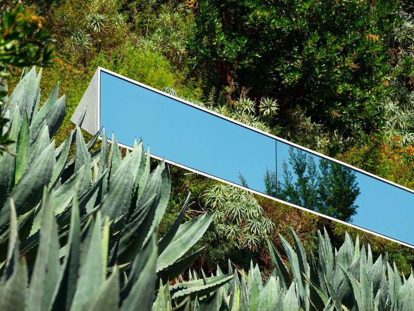 Santa Monica Linear is a mirrored sculpture in California