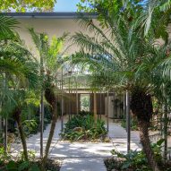 Studio Saxe nestles Sirena House in Costa Rican jungle