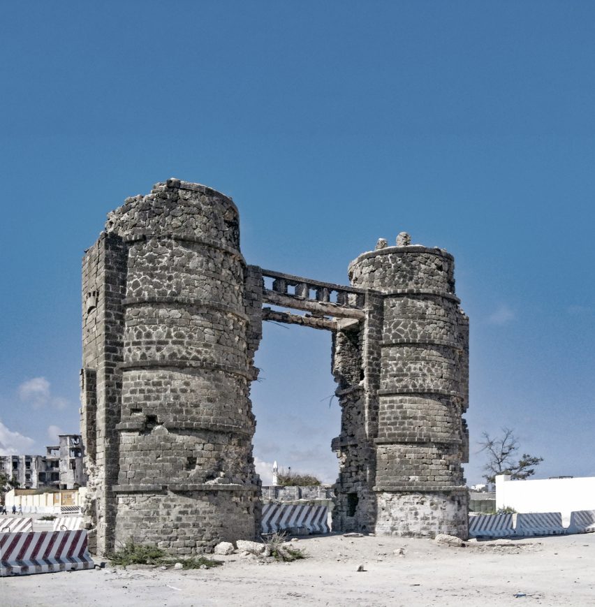 Binocularsi, Mogadishu