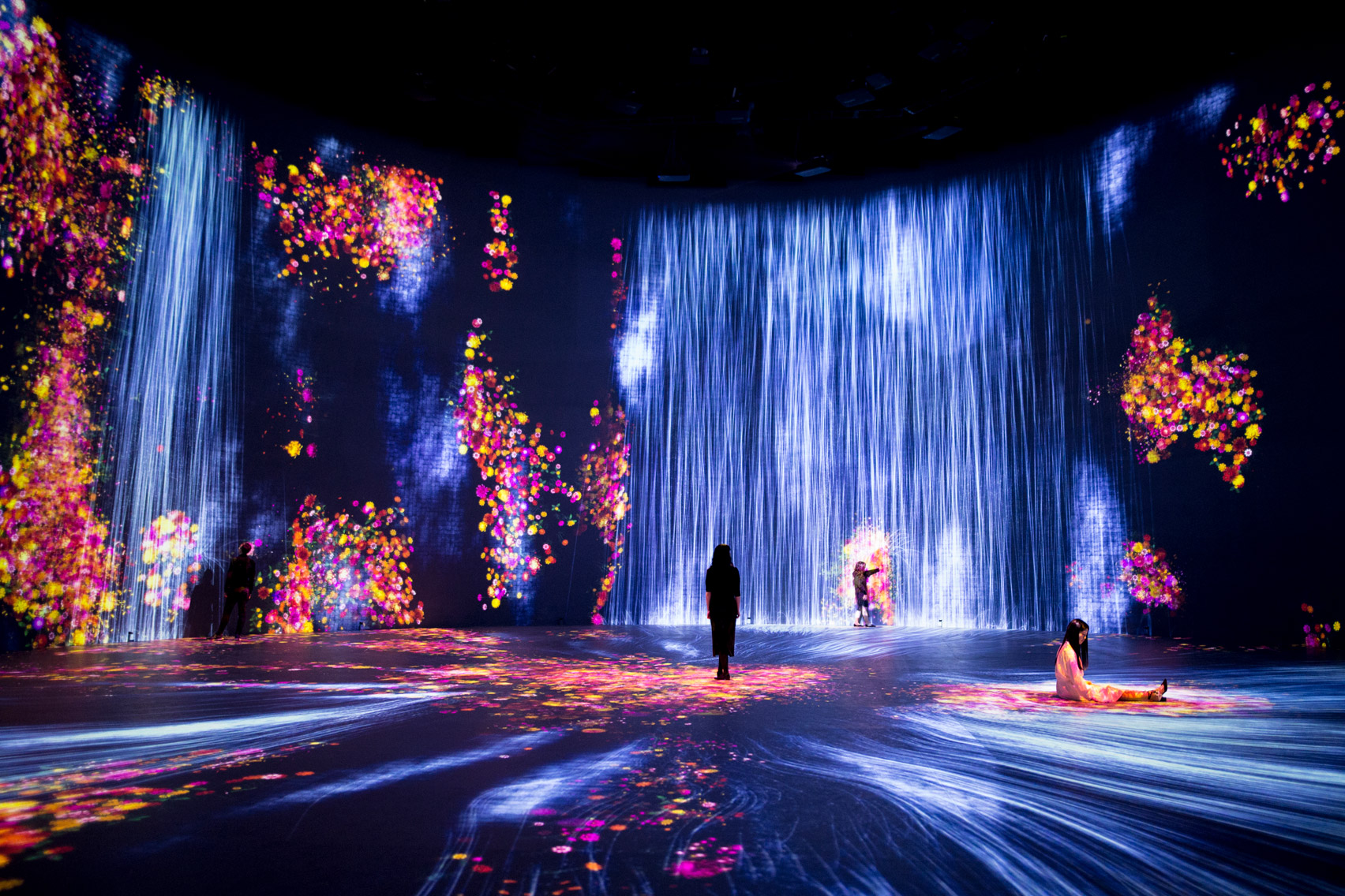 Every Wall is a Door by teamLab at Superblue Miami
