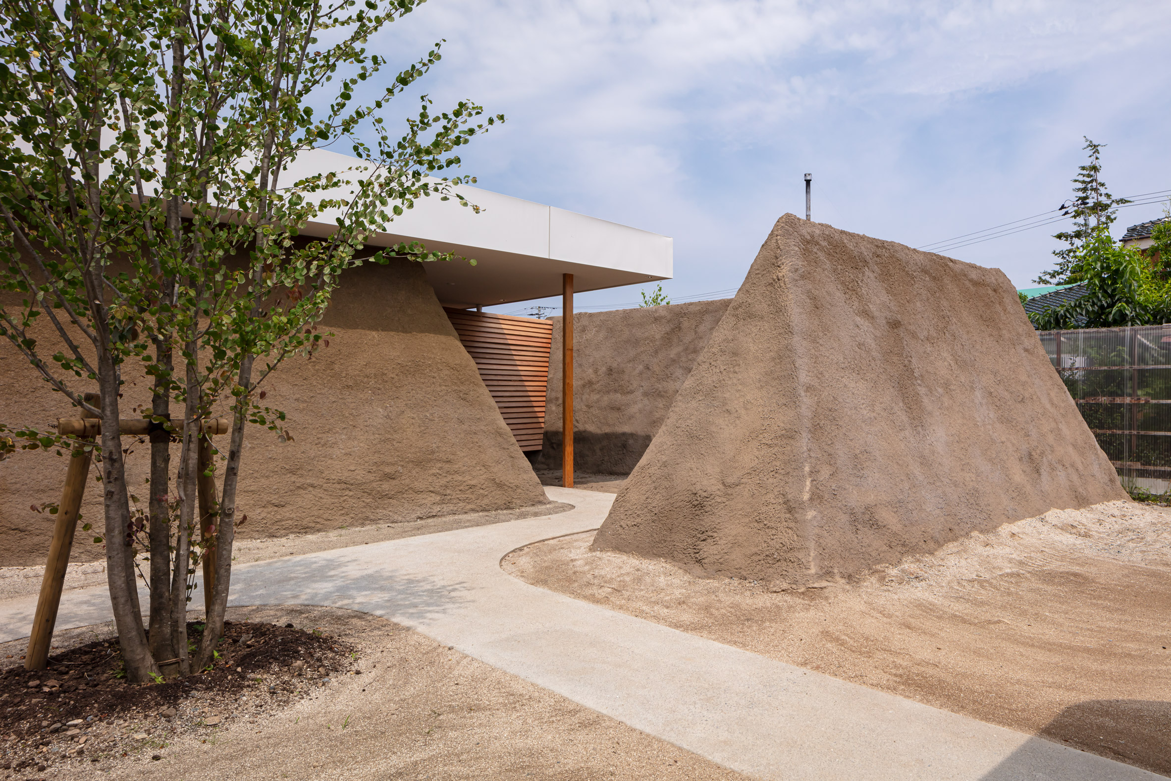 Exterior of Soil House by ADX architects