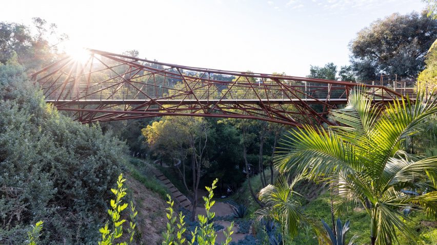 Arroyo Bridge by University of Southern California students with Madworkshop