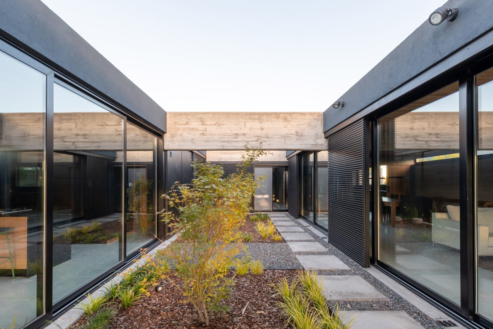 Central courtyard of Casa SAB by PSV Arquitectura
