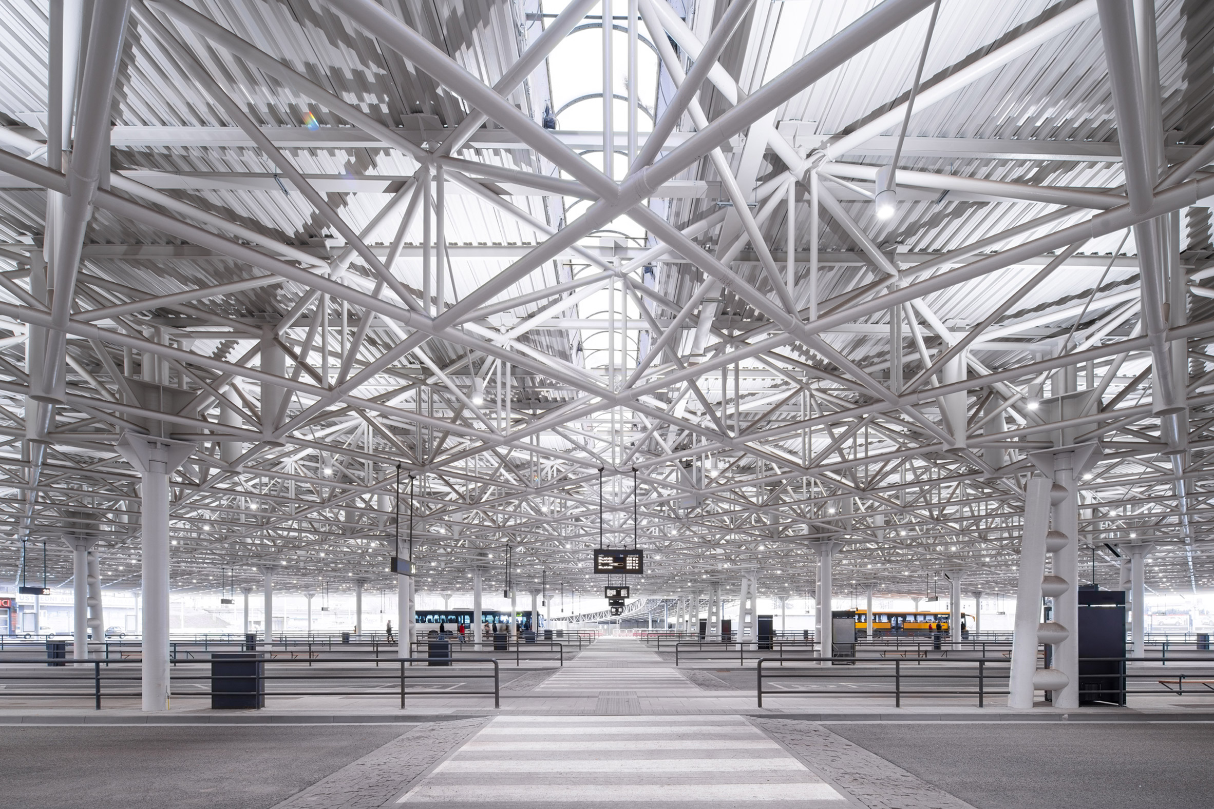 Large columns support a terminal steel roof