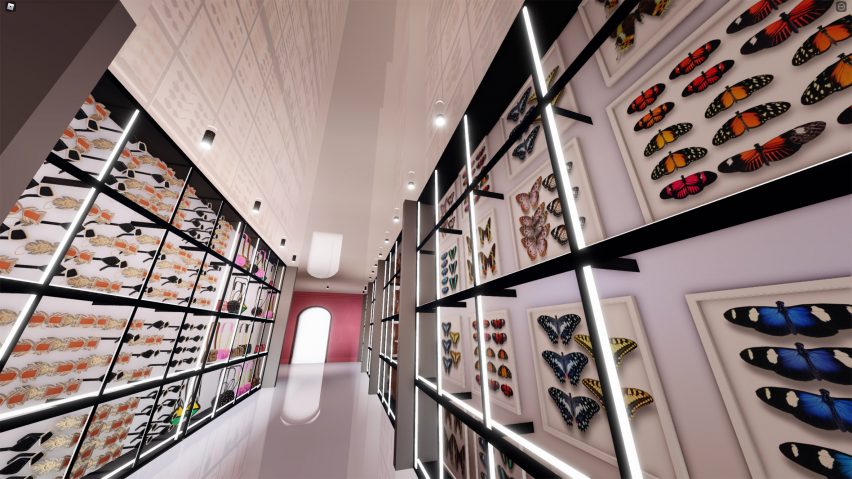 Kacamata hitam dan kupu-kupu Gucci ditampilkan dalam pameran Roblox virtual