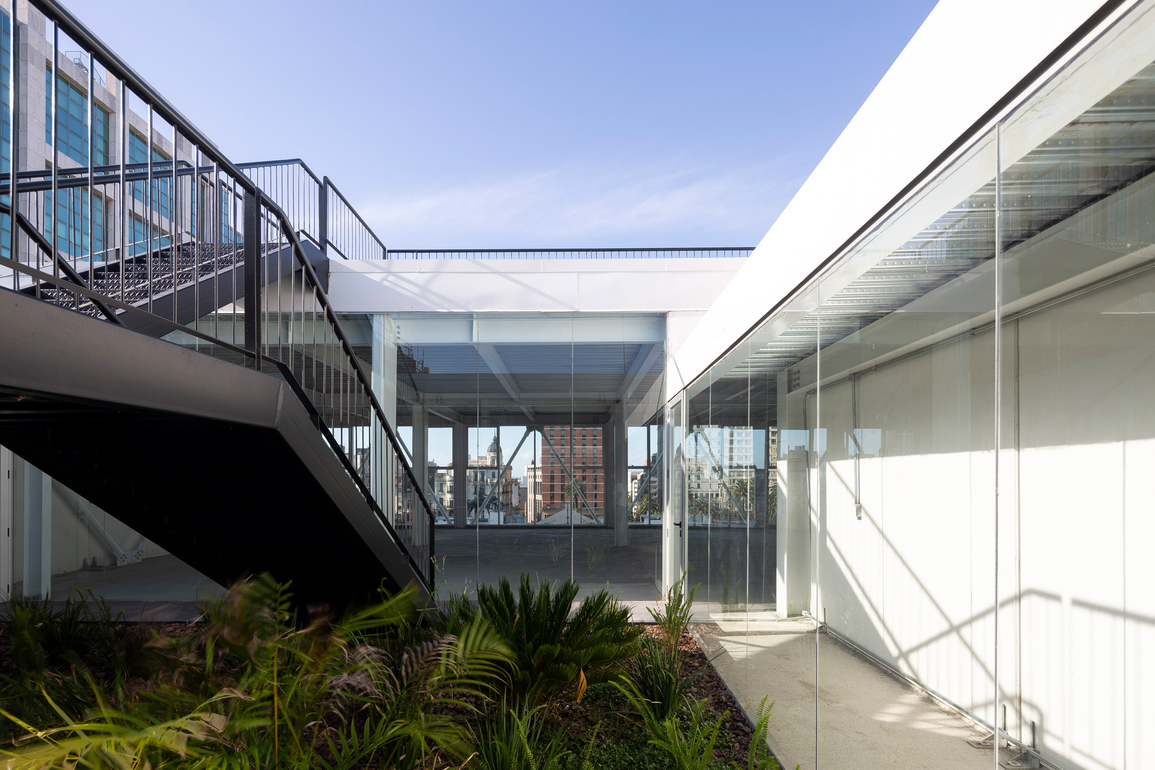 The Florida Building features a roof terrace