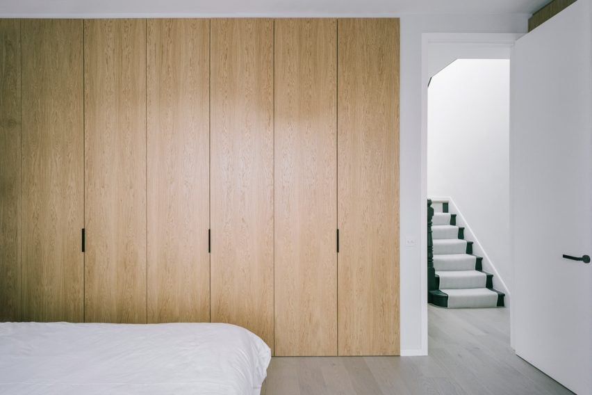 Wooden wardrobe wall in Matthew Giles Architects London townhouse