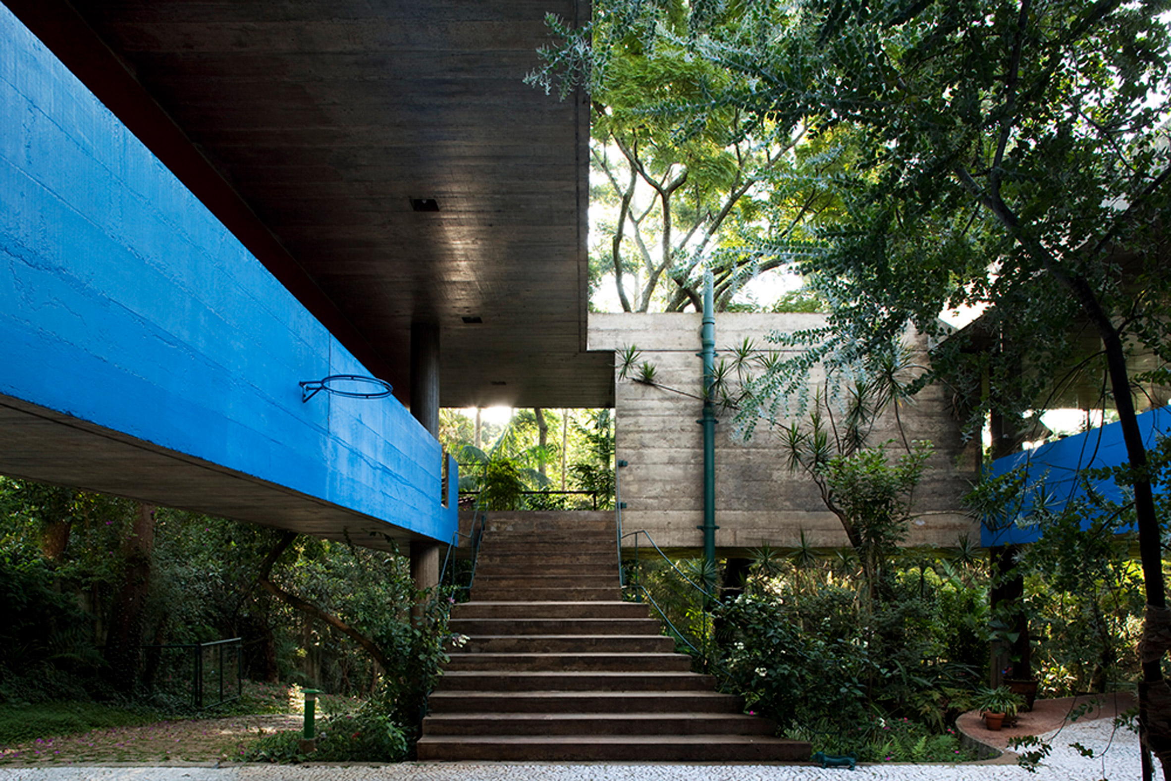 Concrete slabs defined Paulo Mendes da Rocha's work