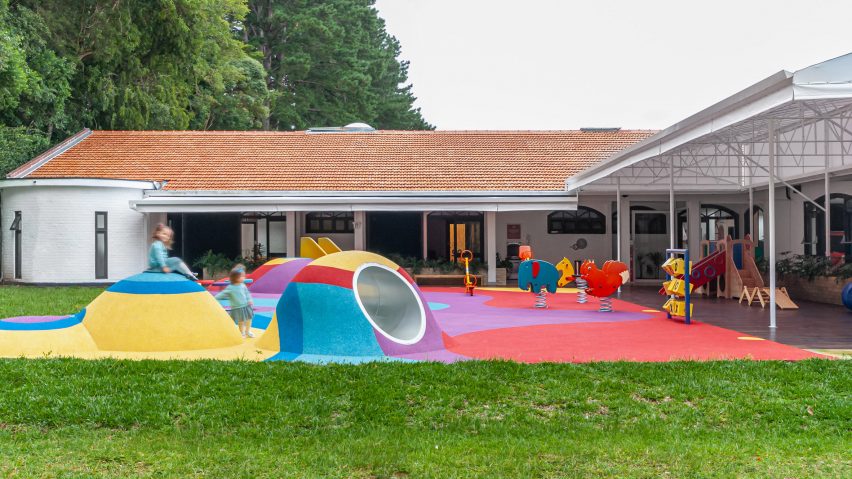 Studio Dlux includes colourful playground in Brazilian school conversion