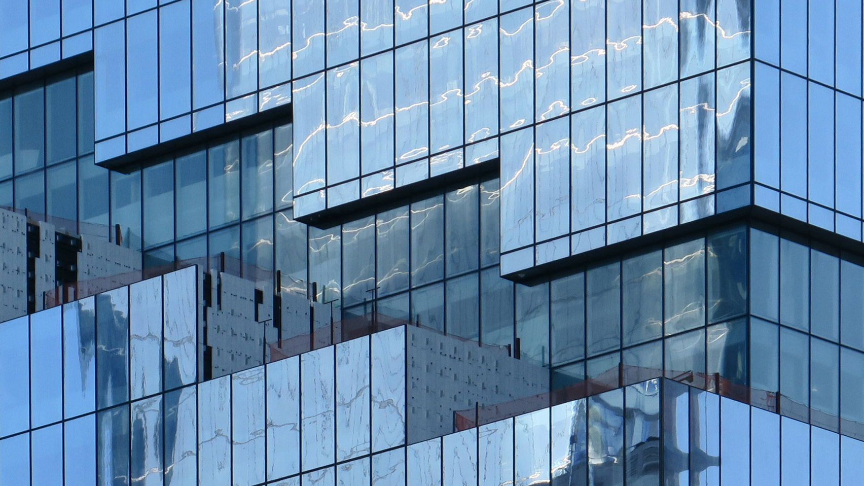 BIG's Spiral Skyscraper Tops Out in New York City