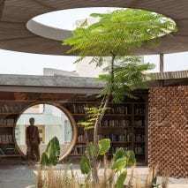 Courtyard with tree in Casa UC, Mexico