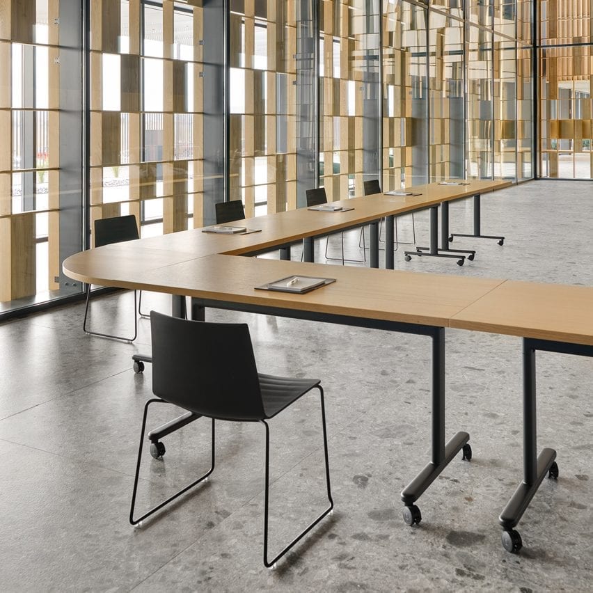 Connect Table system by Gensler for Andreu World