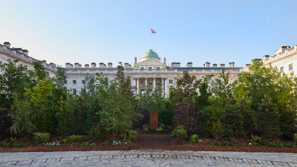 Es Devlin Exhibit, London – ORTTU