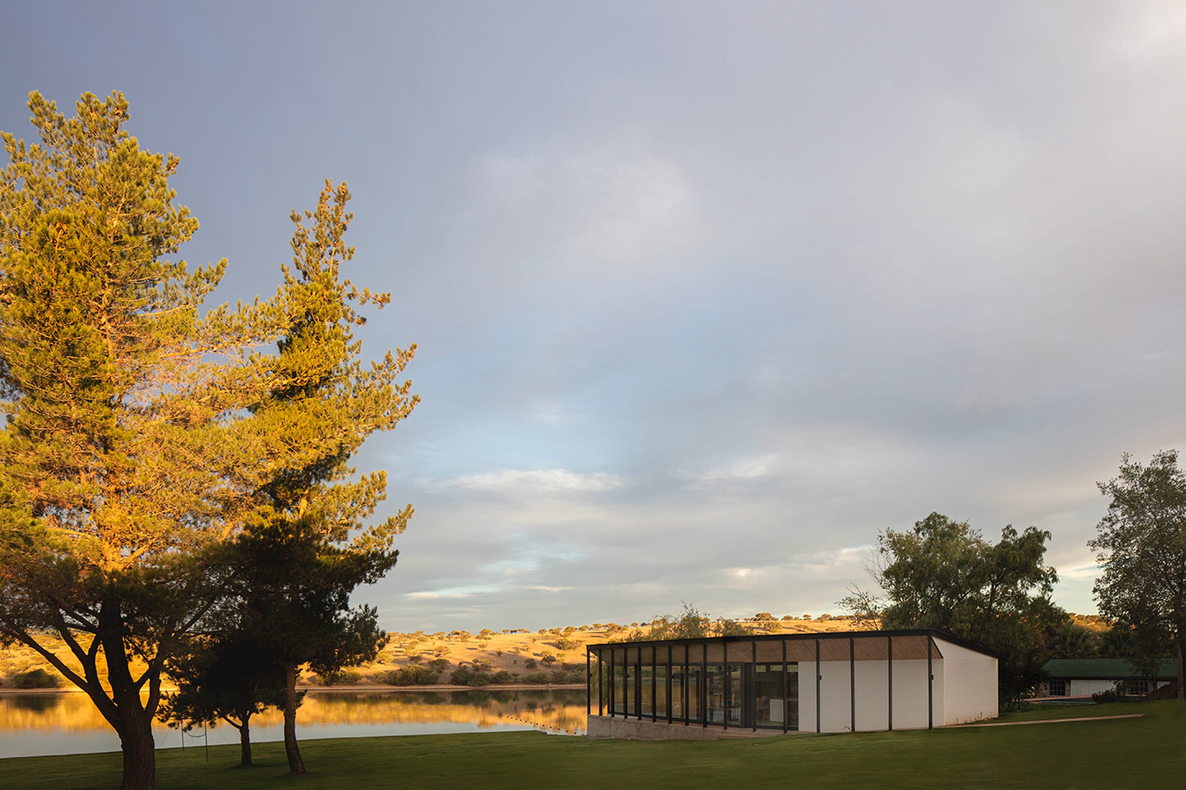 Lake Pavilion by Ignacio Correa Arquitecto