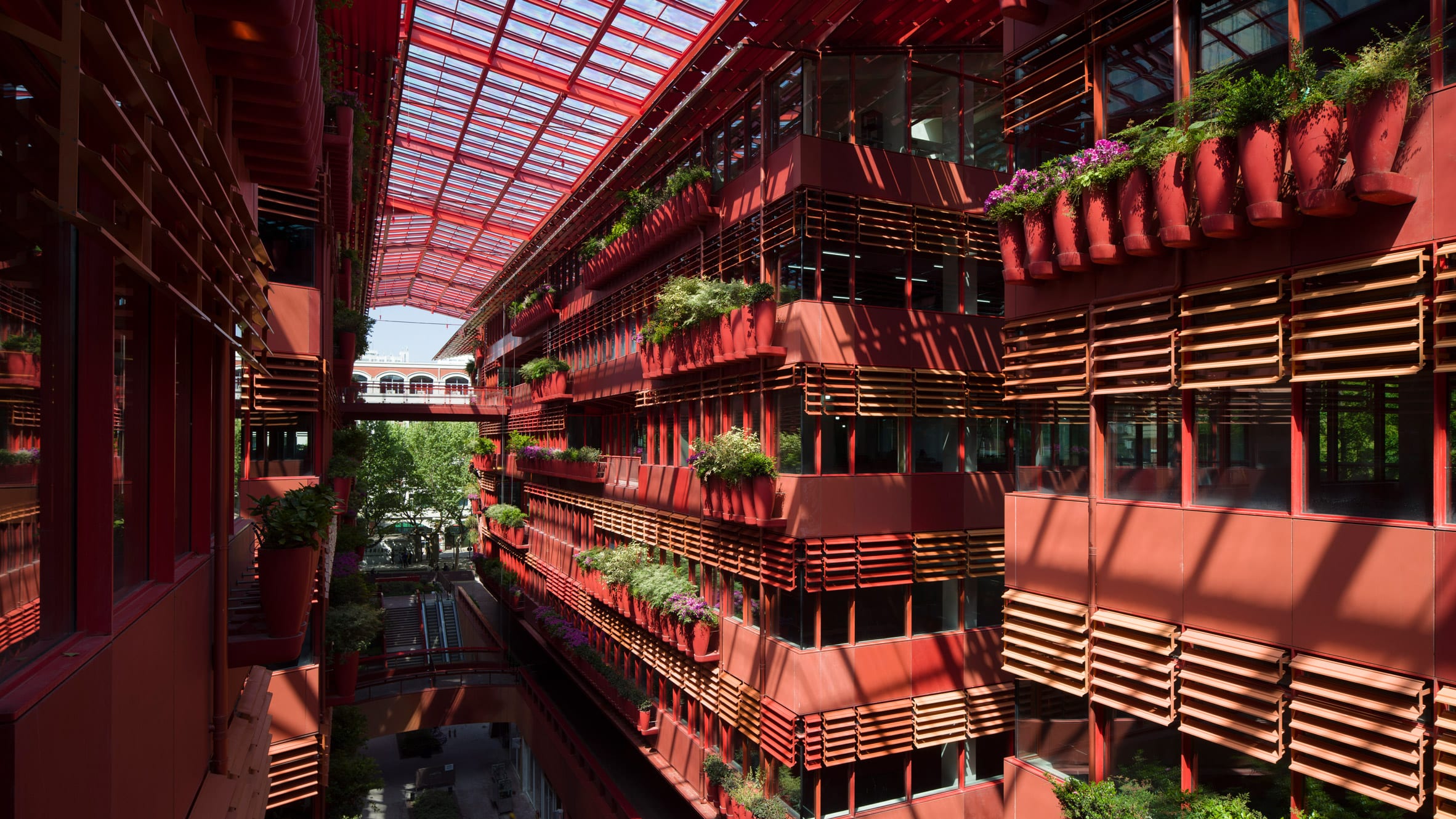 Jean Nouvel shopping street