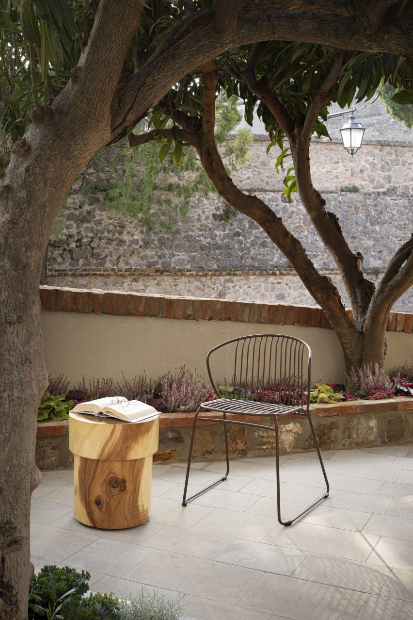 Not Out outdoor chair by True Design
