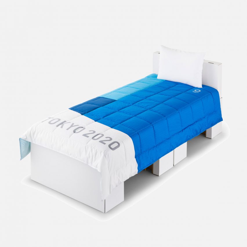 Tempat tidur dan kasur Olimpiade Tokyo 2020 biru dan putih