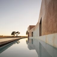 Bak Gordon Arquitectos builds Casa Azul alongside elongated pool
