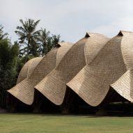 Ibuku completes "unprecedented" bamboo building in the Balinese jungle