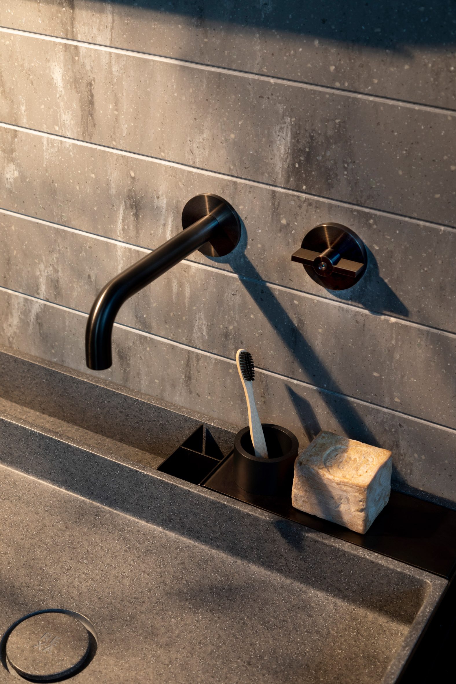 The Valvola01 range includes bathroom and kitchen taps