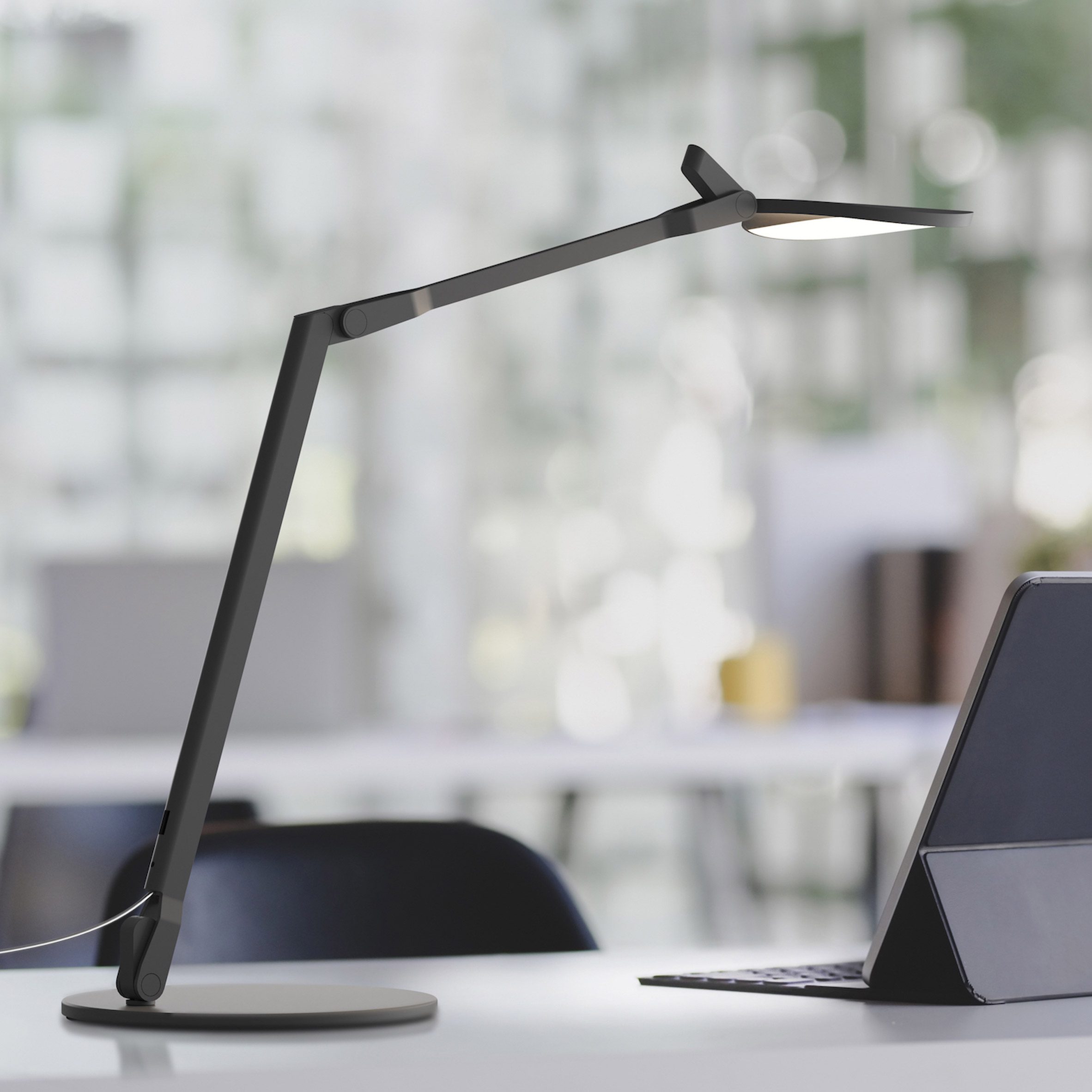 Splitty Reach desk lamp by Kenneth Ng and Edmund Ng for Koncept