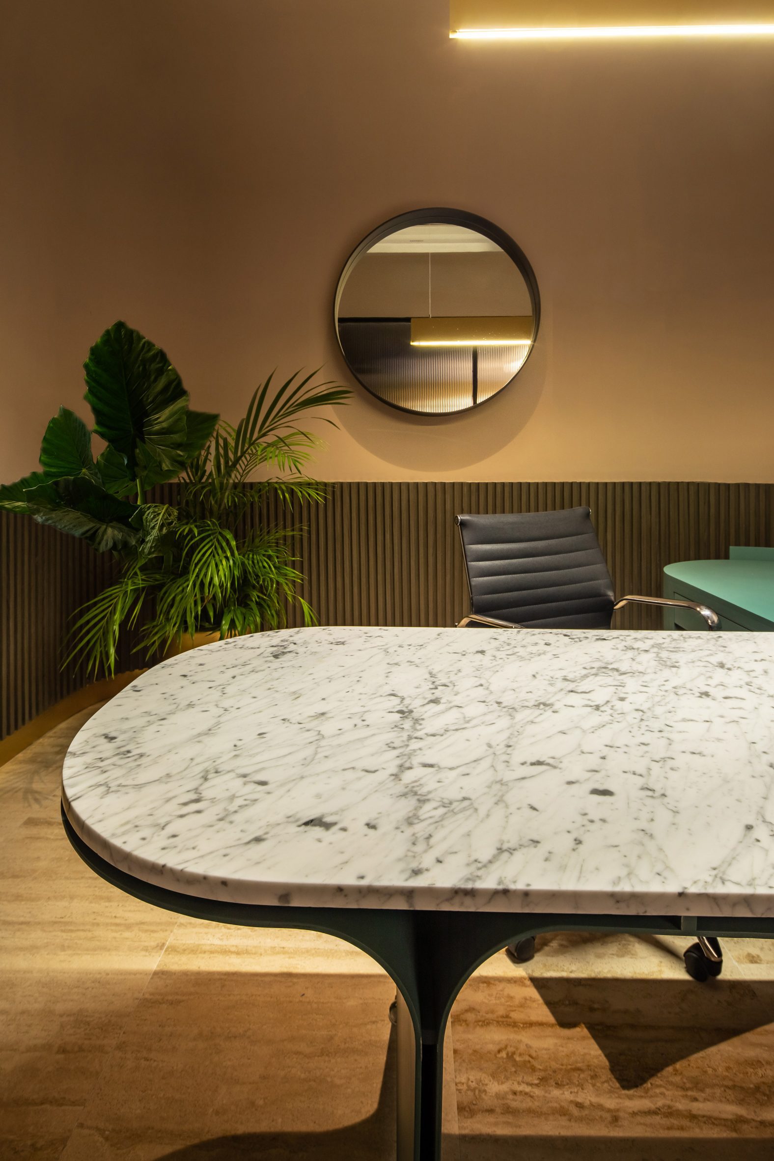 Álvaro Hernández Félix Studio added marble accents to the design