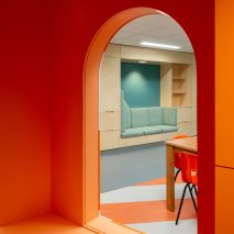 CAMHS爱丁堡橙色灯塔室内设计项目办公室