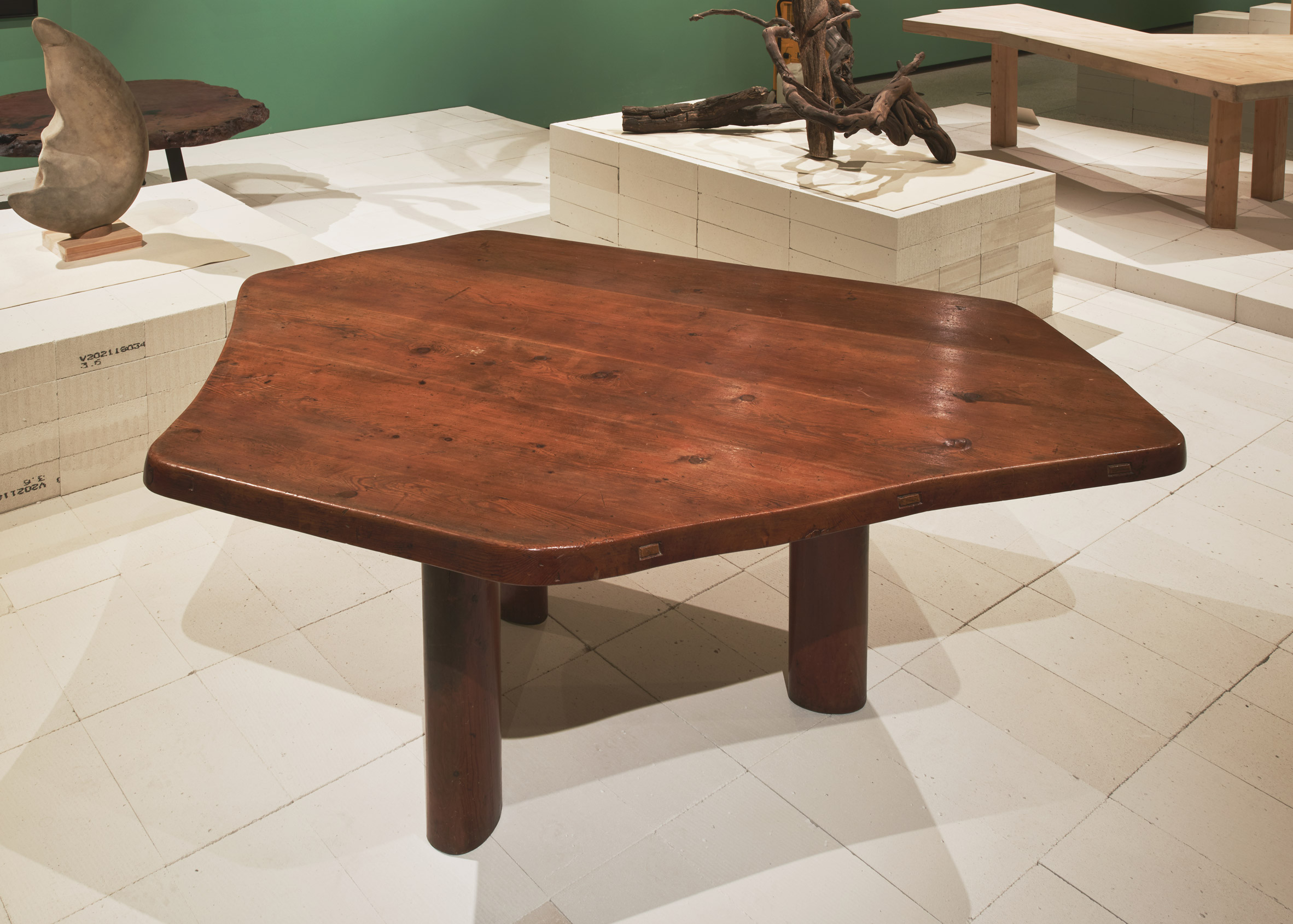 Charlotte Perriand Table a six