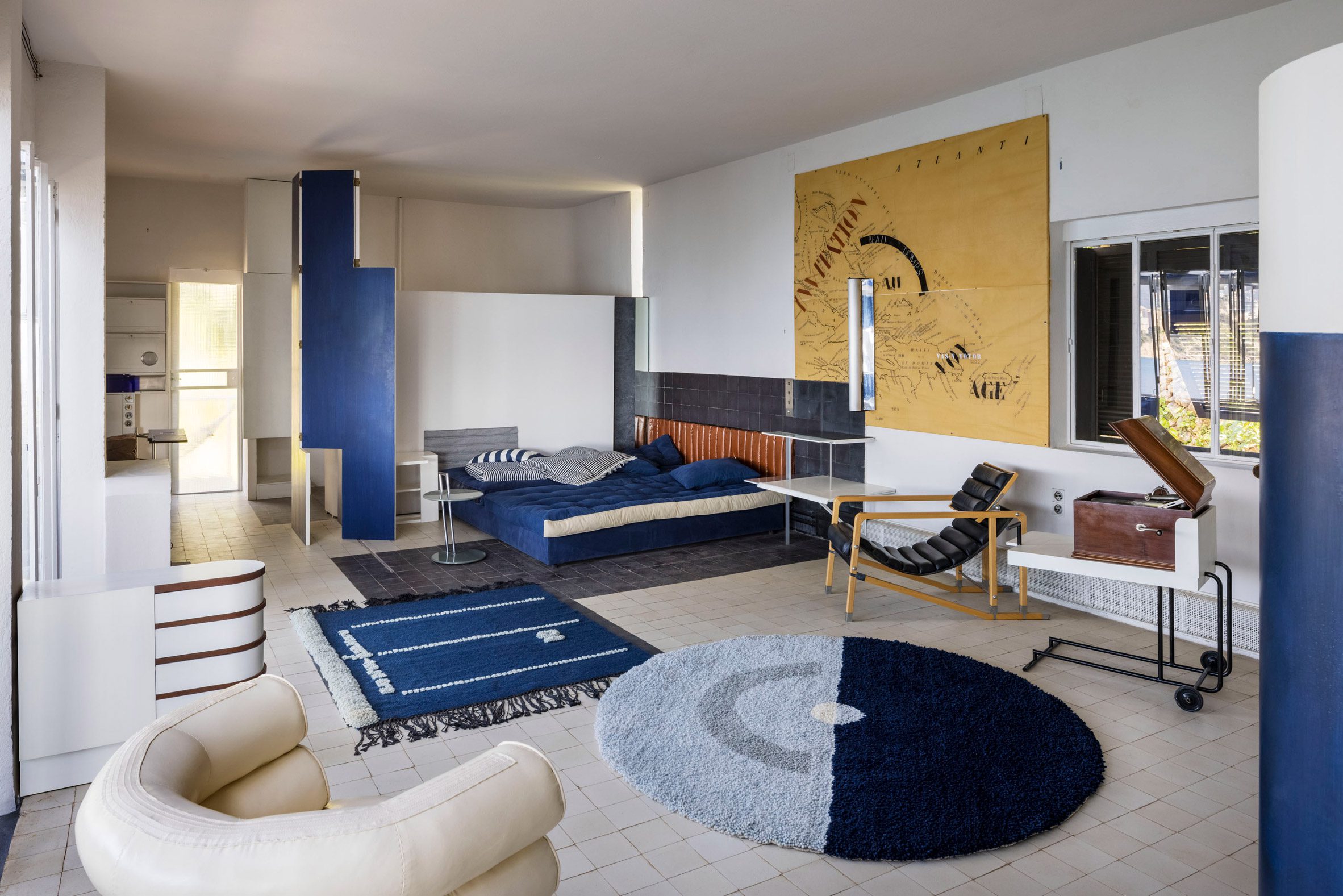 Louis Vuitton Campaign Showcases Eileen Gray's E-1027 Villa