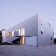 Wallell Yong's Sand Dune House