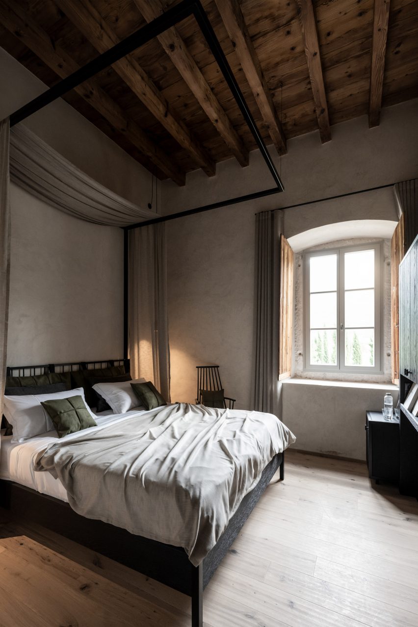Hotel room in Italian monastery 