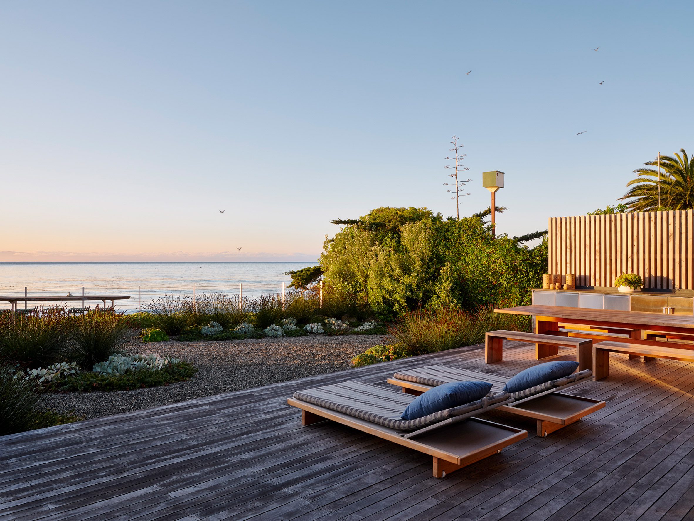 Salvaged wood wraps Surf House in Santa Cruz by Feldman Architecture