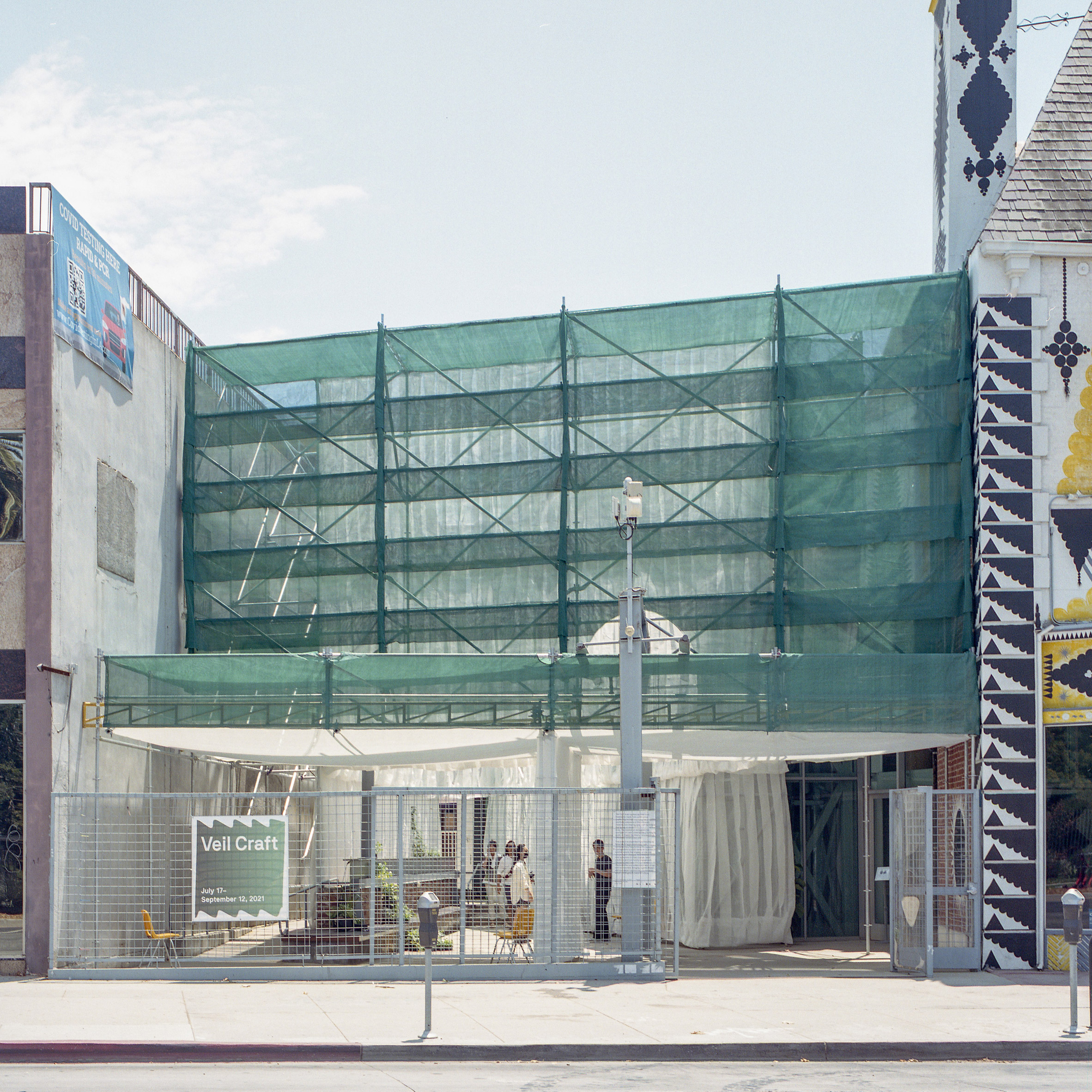 Wilshire Boulevard street view of Veil Craft by Figure at Craft Contemporary