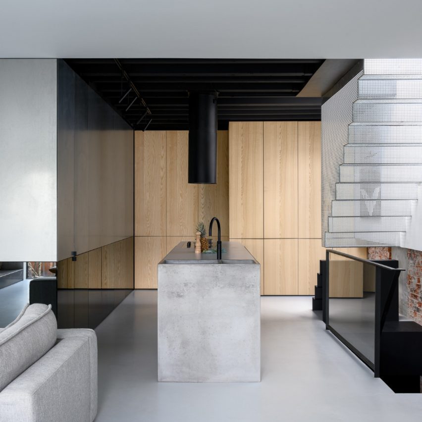 dezeen-awards-2021-shortlisted-reflections-of-the-past-an-amsterdam-loft