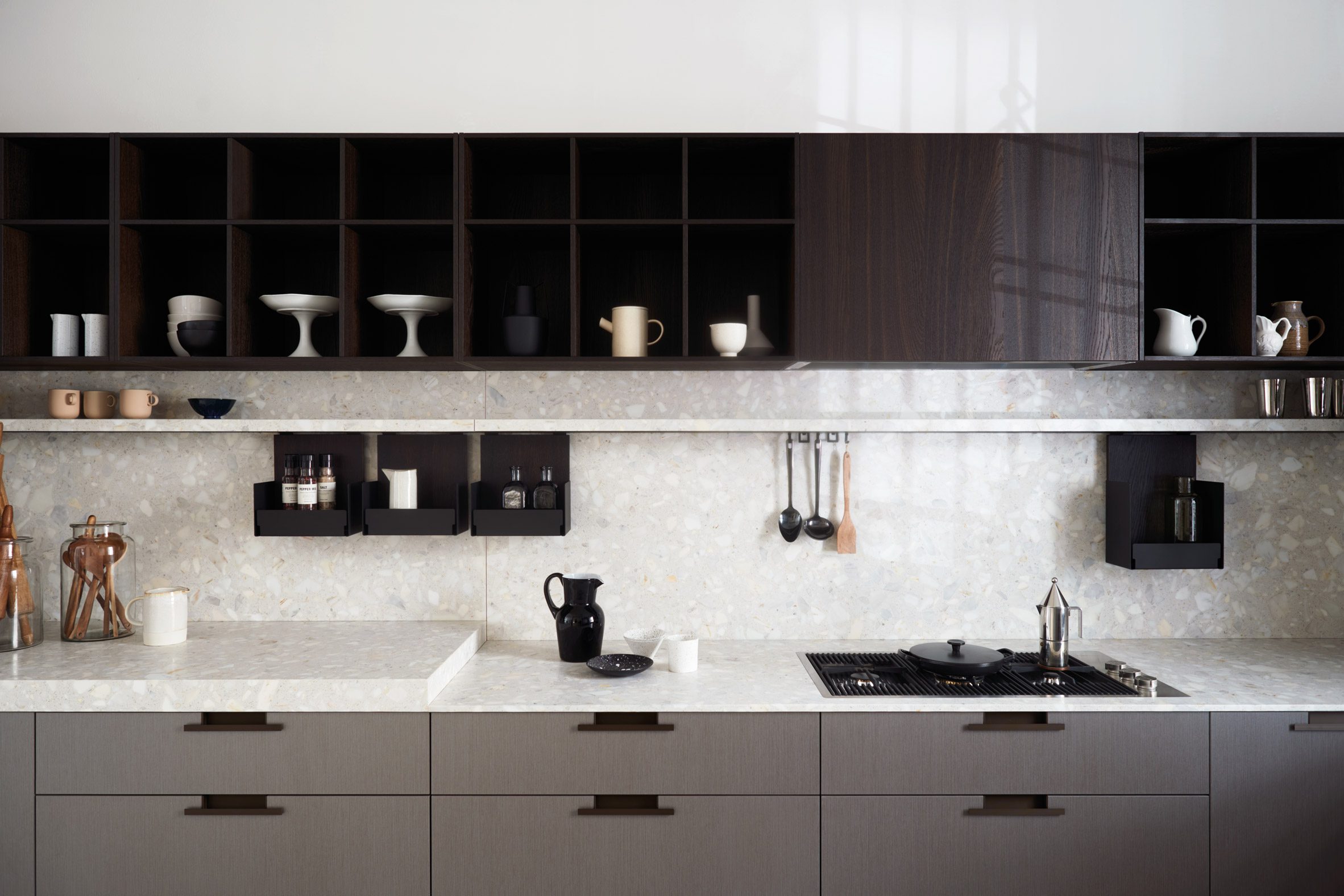 Modern Pure White Kitchen Cabinets and Accessories - Yara from Caesar -  DigsDigs